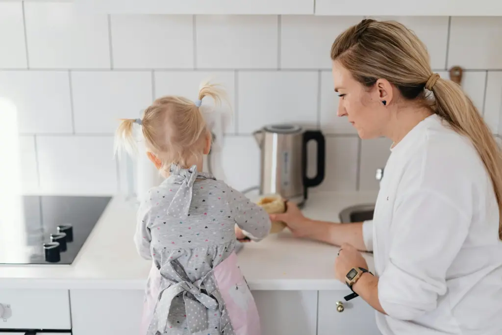 Effective Replacement Behaviors for Throwing Objects: A Guide for Parents