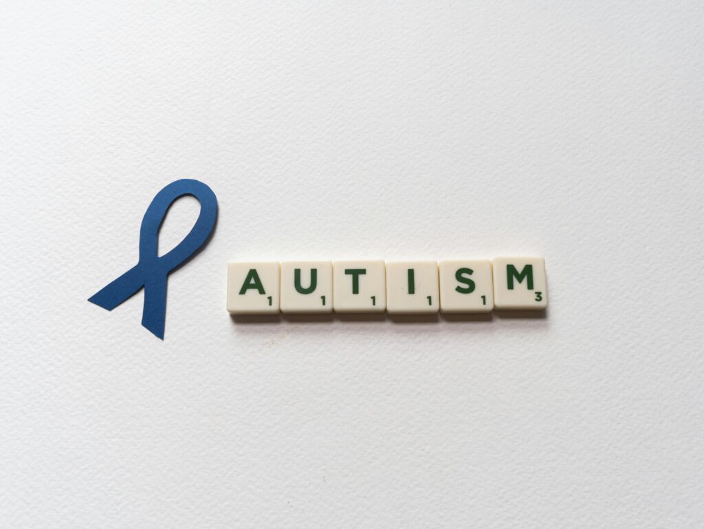 Exploring the Benefits of Speech Generating Devices for Autism Communication