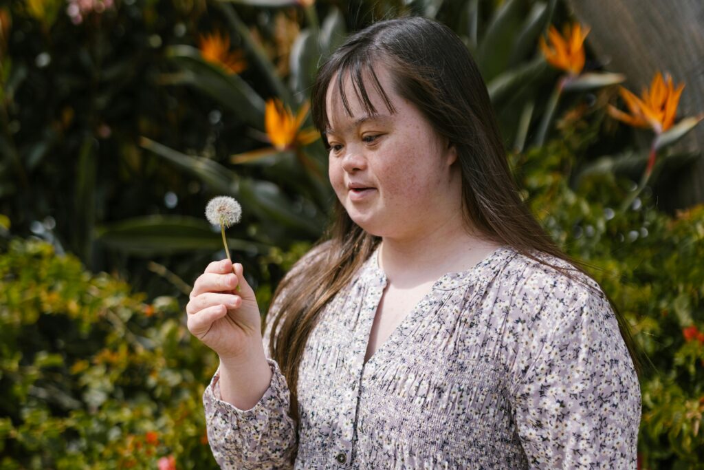 Understanding and Addressing Side Eye Glancing in Children with Autism